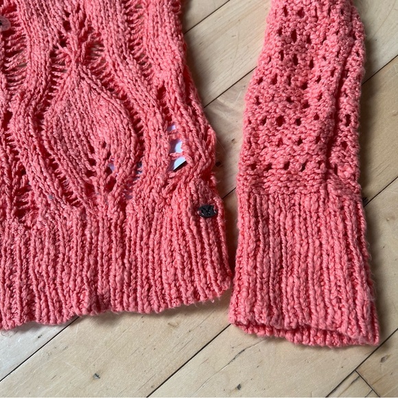 American Eagle Outfitters Pink Sweater NWT Open Loose Knit Sz Small Pretty - Picture 2 of 8